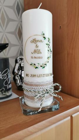 5. Einzigartige Geschenkidee: Eine selbstgemachte Hochzeitskerze