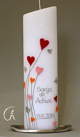 Unvergessliche Geschenkidee: Hochzeitskerzen mit persönlichem Touch Unvergessliche Geschenkidee: Hochzeitskerzen mit persönlichem Touch