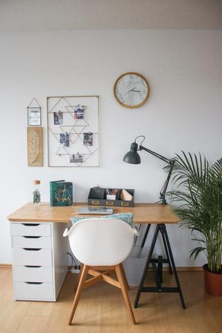 DIY Schreibtisch: Ideen und Anleitungen zum selber bauen DIY Schreibtisch: Ideen und Anleitungen zum selber bauen