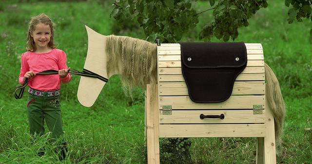 DIY-Projekt: So baust du ein Holzpferd für deine Kinder