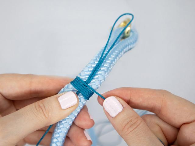 Hundehalsband selber machen: Einfache Anleitung mit Tau und Takel-Technik Hundehalsband selber machen: Einfache Anleitung mit Tau und Takel-Technik