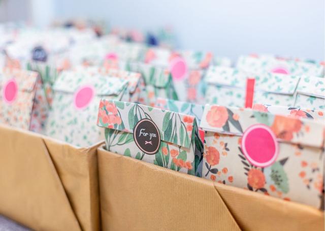 Perfekte Geschenke für die standesamtliche Trauung: Tipps und Vorschläge Perfekte Geschenke für die standesamtliche Trauung: Tipps und Vorschläge