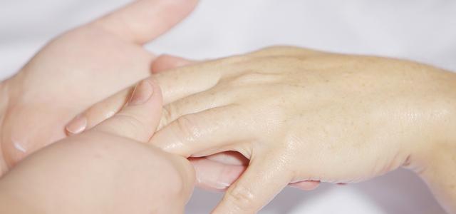 Vaseline und Hautpflege: Warum langfristiger Gebrauch problematisch sein kann