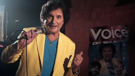 Wolke 7 mit Jenni: Der Refrain von Jennis Song als Motto für die Treppen des Lebens Wolke 7 mit Jenni: Der Refrain von Jennis Song als Motto für die Treppen des Lebens