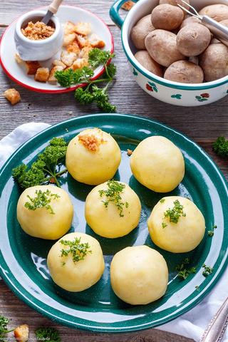 Leckere Kartoffelknödel einfach selber machen