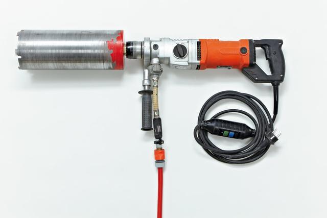 Wasserbohren für eine sichere Kernbohrung: Anleitung und Vorteile Wasserbohren für eine sichere Kernbohrung: Anleitung und Vorteile