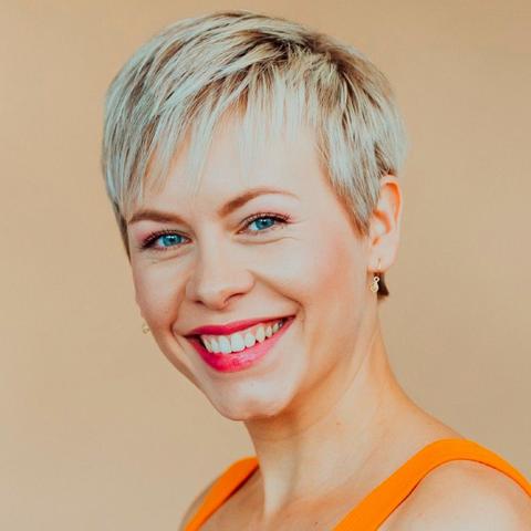 "Alles was zählt: Kim verabschiedet sich endgültig von der Modebranche" "Alles was zählt: Kim verabschiedet sich endgültig von der Modebranche"