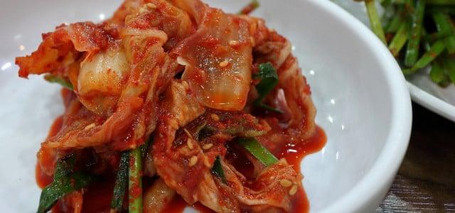 Kimchi selber machen: Einfaches Rezept für die koreanische Spezialität
