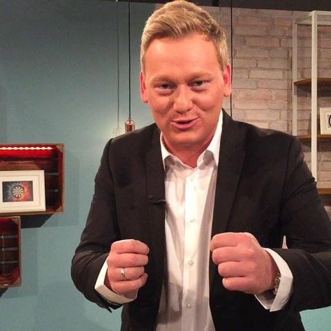 Knossis Alter enthüllt: Wie alt ist der bekannte Streamer wirklich?