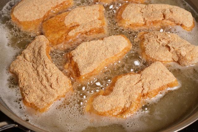 Schritt-für-Schritt-Anleitung: Fischstäbchen ganz einfach zu Hause zubereiten