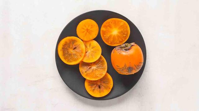 Kakis und Hunde: Was du beachten solltest Kakis und Hunde: Was du beachten solltest