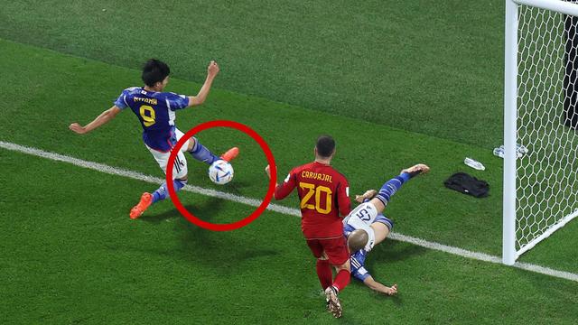 Fragwürdiger Treffer: Japan erreicht Achtelfinale trotz möglicher Abseitsposition Fragwürdiger Treffer: Japan erreicht Achtelfinale trotz möglicher Abseitsposition