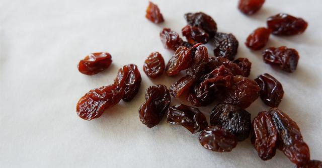 Alles über Korinthen: Herkunft, Eigenschaften und Verwendung Alles über Korinthen: Herkunft, Eigenschaften und Verwendung