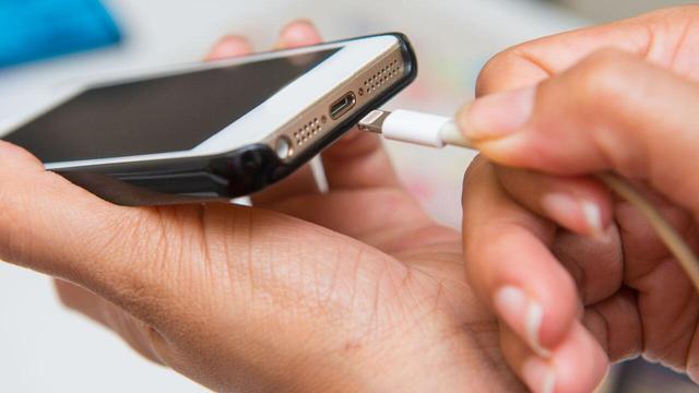 Die Kosten einer Handyladung im Überblick