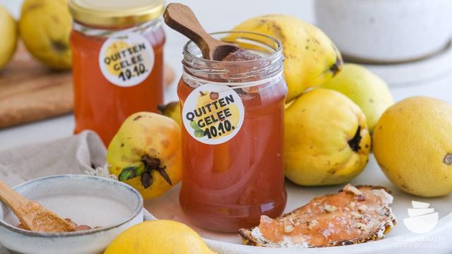 Von Gelee bis Cocktails: Spannende Variationen mit Quittensaft Von Gelee bis Cocktails: Spannende Variationen mit Quittensaft