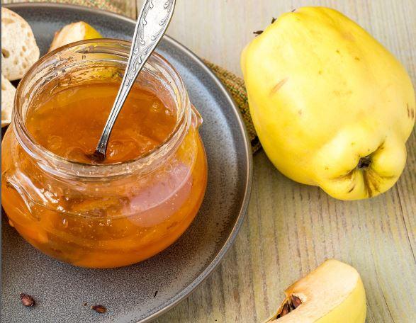 Von Marmelade bis Likör: Die vielseitige Verwendung von Quittenmus in der Küche Von Marmelade bis Likör: Die vielseitige Verwendung von Quittenmus in der Küche