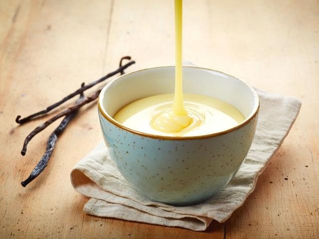 Perfekt abgestimmte Süße: Selbstgemachte Vanillesauce nach eigenem Geschmack