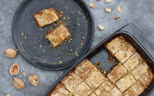 Selbstgemachte Köstlichkeit: Backe deine eigene Baklava Selbstgemachte Köstlichkeit: Backe deine eigene Baklava