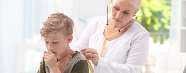 Erfahrungen mit einem Krankenhausaufenthalt aufgrund von obstruktiver Bronchitis beim Kleinkind