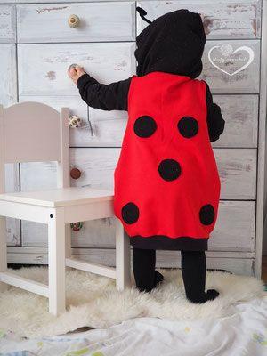 Niedliches Faschingskostüm selber machen: Das Marienkäfer-Kostüm Niedliches Faschingskostüm selber machen: Das Marienkäfer-Kostüm