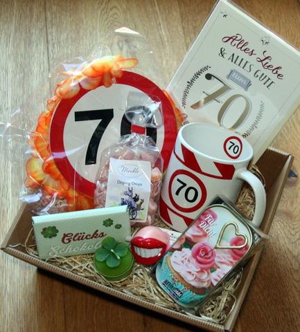 Selbstgemachte Geschenke zum 70. Geburtstag: Bastelideen und Inspiration Selbstgemachte Geschenke zum 70. Geburtstag: Bastelideen und Inspiration