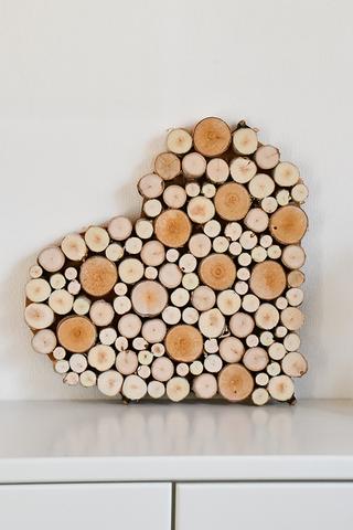 Basteln mit Holz: Ideen und Anleitungen für selbstgemachte Dekoration Basteln mit Holz: Ideen und Anleitungen für selbstgemachte Dekoration