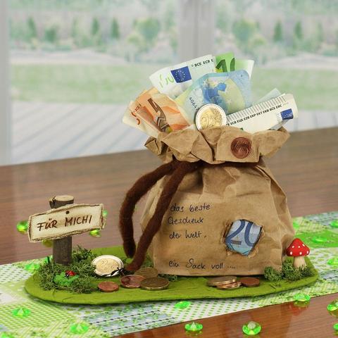 Persönliche Geldgeschenke zum Geburtstag selber machen Persönliche Geldgeschenke zum Geburtstag selber machen