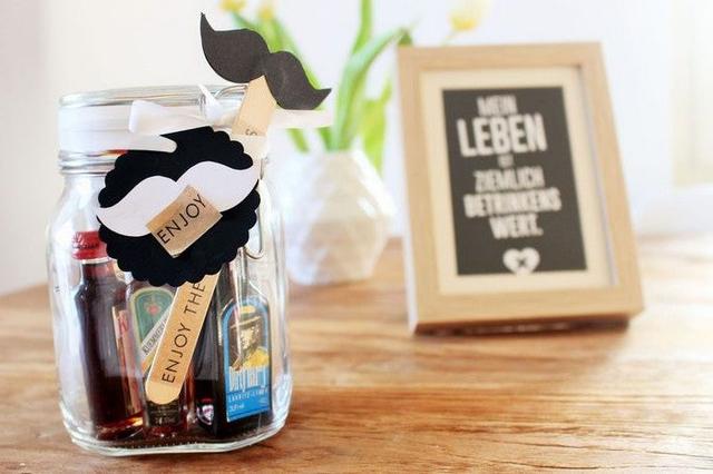 Bastelideen für Geldgeschenke an Männer: Selber machen und überraschen Bastelideen für Geldgeschenke an Männer: Selber machen und überraschen