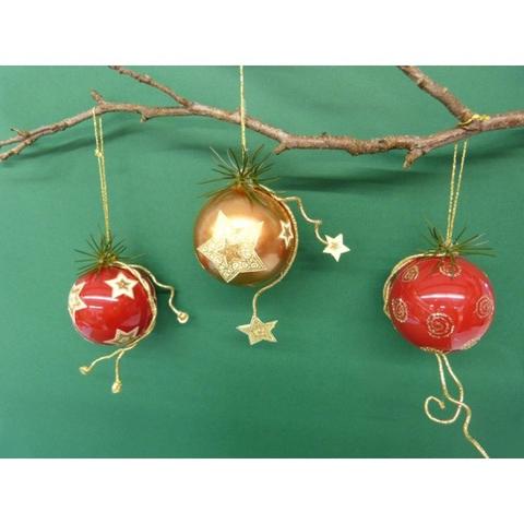 Individuelle Weihnachtskugeln selber machen: 6 inspirierende Ideen