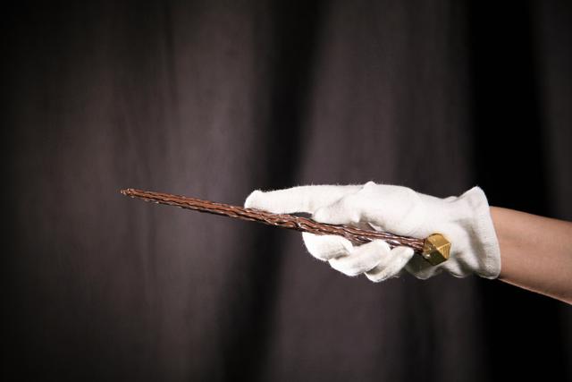 Einfache Anleitung: So bastelst du deinen eigenen Zauberstab Einfache Anleitung: So bastelst du deinen eigenen Zauberstab