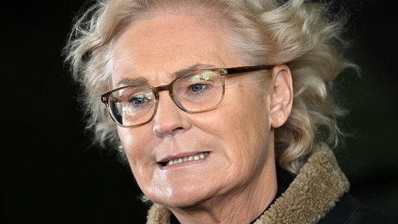 Konflikte und Kontroversen: Die Gründe für möglichen Rücktritt von Lambrecht als Verteidigungsministerin Konflikte und Kontroversen: Die Gründe für möglichen Rücktritt von Lambrecht als Verteidigungsministerin