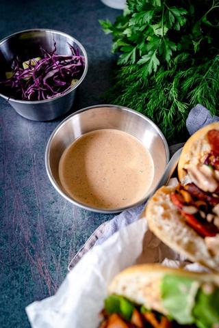 Köstliche Saucen für deinen selbstgemachten Döner: Probier es aus! Köstliche Saucen für deinen selbstgemachten Döner: Probier es aus!