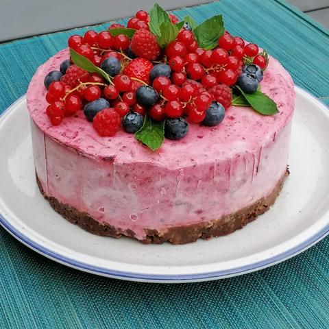 Erfrischender DIY-Genuss: Eine köstliche Eistorte selbst zubereiten