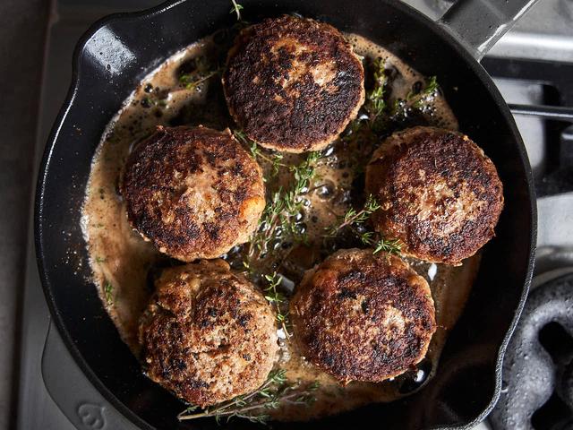 Das beste Rezept für selbstgemachte Frikadellen: So gelingt es garantiert!