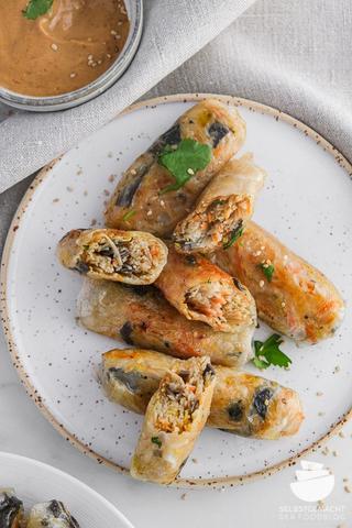 Selbstgemachte Frühlingsrollen: Ein köstliches Fingerfood für jede Gelegenheit Selbstgemachte Frühlingsrollen: Ein köstliches Fingerfood für jede Gelegenheit