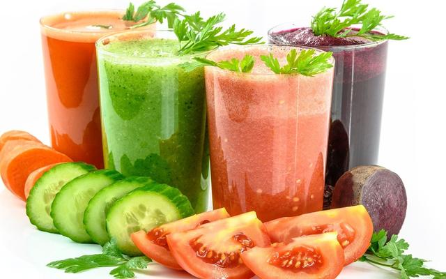 Leckere Rezepte: Gemüsesaft selber machen mit regionalen Zutaten Leckere Rezepte: Gemüsesaft selber machen mit regionalen Zutaten