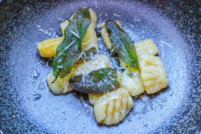 Mit diesem einfachen Rezept gelingen Ihnen köstliche selbstgemachte Gnocchis Mit diesem einfachen Rezept gelingen Ihnen köstliche selbstgemachte Gnocchis