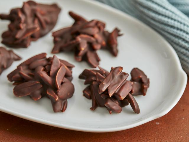 Köstliche Mandelsplitter selber machen - Anleitung für Genießer