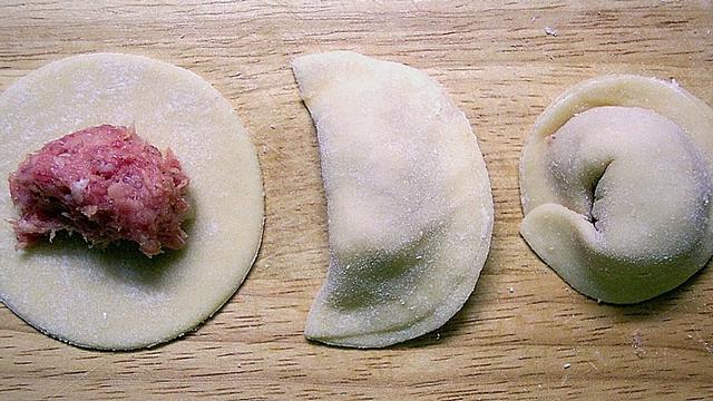 Pelmeni selber machen: Mit diesem Rezept wird es zum Kinderspiel Pelmeni selber machen: Mit diesem Rezept wird es zum Kinderspiel