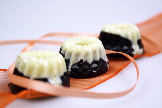 Kreative Pralinenkreationen: Selbermachen leicht gemacht mit Silikonformen Kreative Pralinenkreationen: Selbermachen leicht gemacht mit Silikonformen