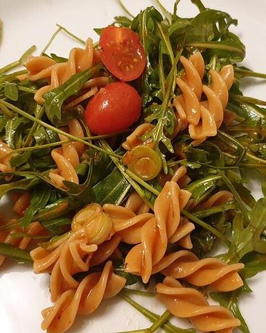 Vielfältige Mittagsideen von Chefkoch: Nudelsalat, Kichererbsensalat und weitere leckere Rezepte Vielfältige Mittagsideen von Chefkoch: Nudelsalat, Kichererbsensalat und weitere leckere Rezepte