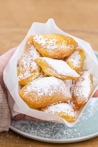 Leckere Schmalzkuchen selbst zubereiten - Das perfekte Rezept Leckere Schmalzkuchen selbst zubereiten - Das perfekte Rezept