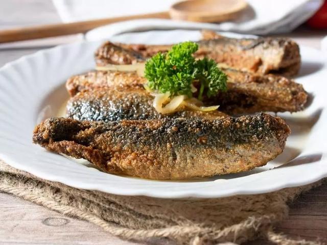 Schritt-für-Schritt-Anleitung für köstliche Selbstgemachte Bratheringe