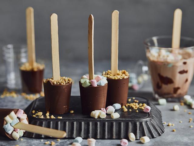 Aufwärmen mit selbstgemachter Trinkschokolade: Einfache Rezepte zum Nachmachen Aufwärmen mit selbstgemachter Trinkschokolade: Einfache Rezepte zum Nachmachen