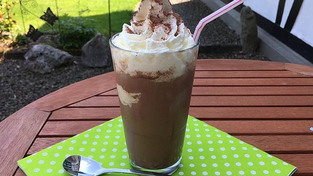 Leckere und einfache Eisschokolade selber machen! - Sieu Thi Do Noi That