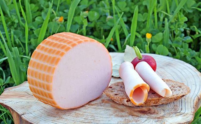 Schritt-für-Schritt-Anleitung: So gelingt der selbstgemachte Kochschinken Schritt-für-Schritt-Anleitung: So gelingt der selbstgemachte Kochschinken
