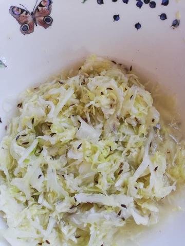 Der beste Krautsalat à la Oma Der beste Krautsalat à la Oma
