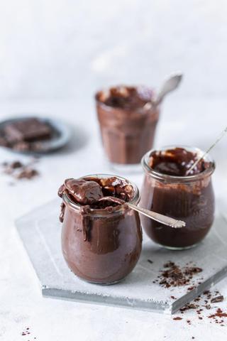Selbstgemachter Schokopudding: So gelingt er garantiert! Selbstgemachter Schokopudding: So gelingt er garantiert!