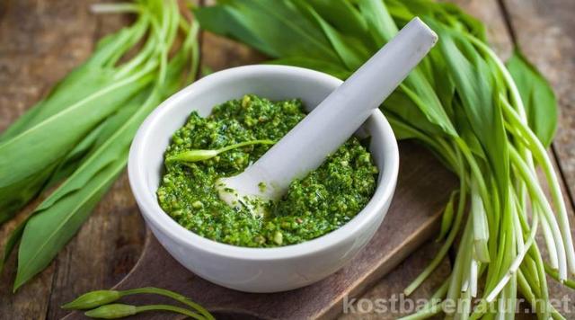 Genussvolles Bärlauchpesto selbst gemacht: Rezept und Aufbewahrungstipps Genussvolles Bärlauchpesto selbst gemacht: Rezept und Aufbewahrungstipps