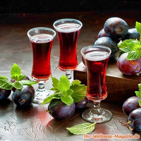 Leckeres und einfaches Rezept für selbstgemachten Pflaumenlikör